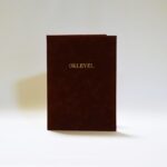 Oklevéltartó – Bordó velúr, oklevél felirattal